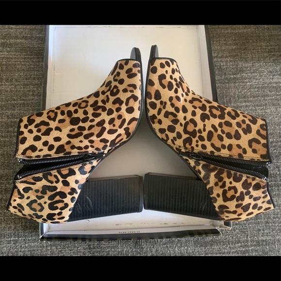 Moda Spana Leopard Ferman Bootie - Picture 12 of 15